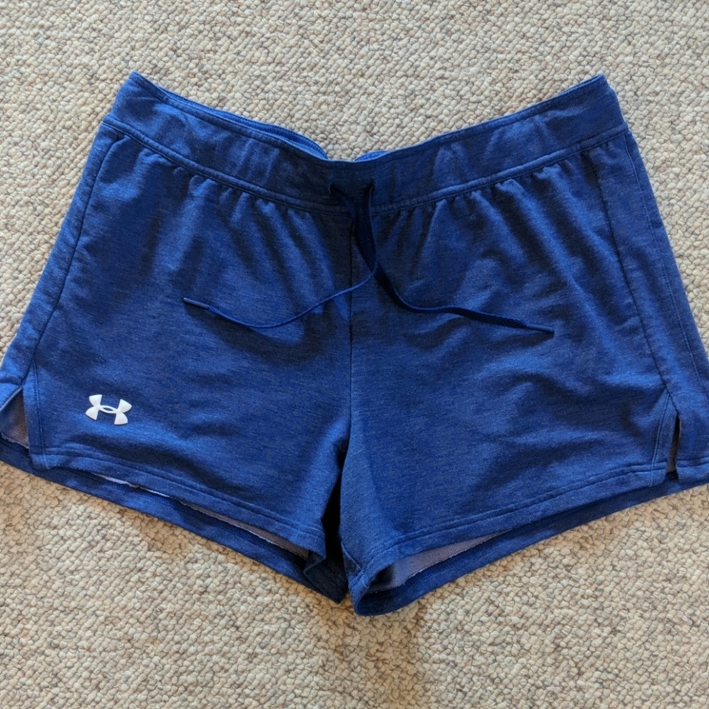 Women's Under Armour loose shorts